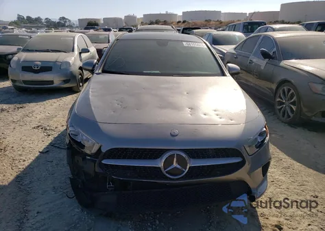 2019 Mercedes-Benz A 220 из США, поврежденный, VIN WDD3G4EB7KW017815